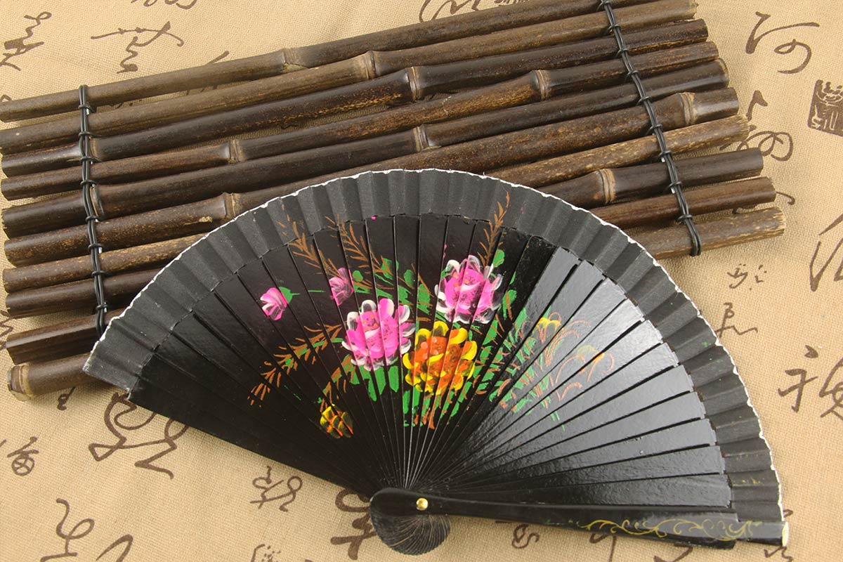 Black Hand Painted Chinese Peony Spanish Wood Fan (2)