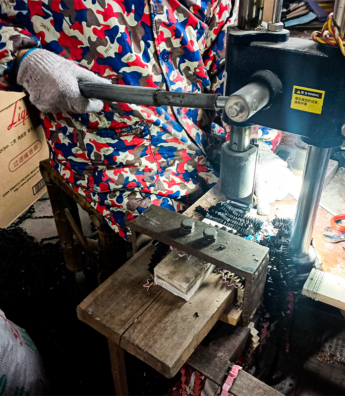 Cut And Carve Fan Bones