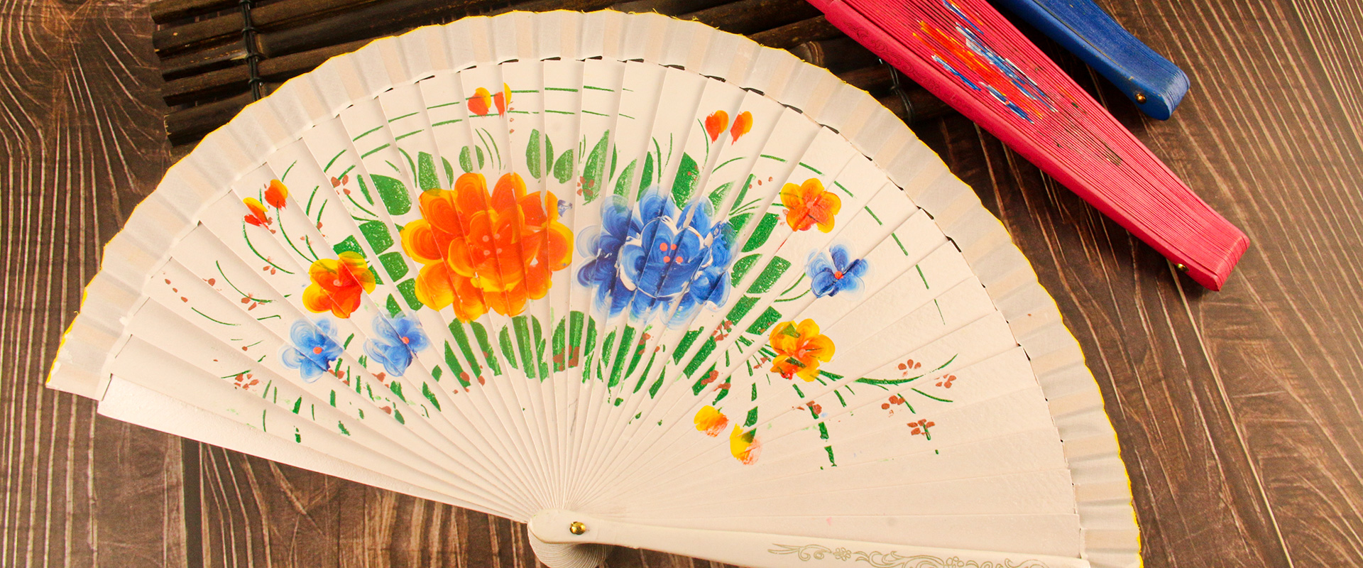 Spain Double Sided White Two Print Hand Fan