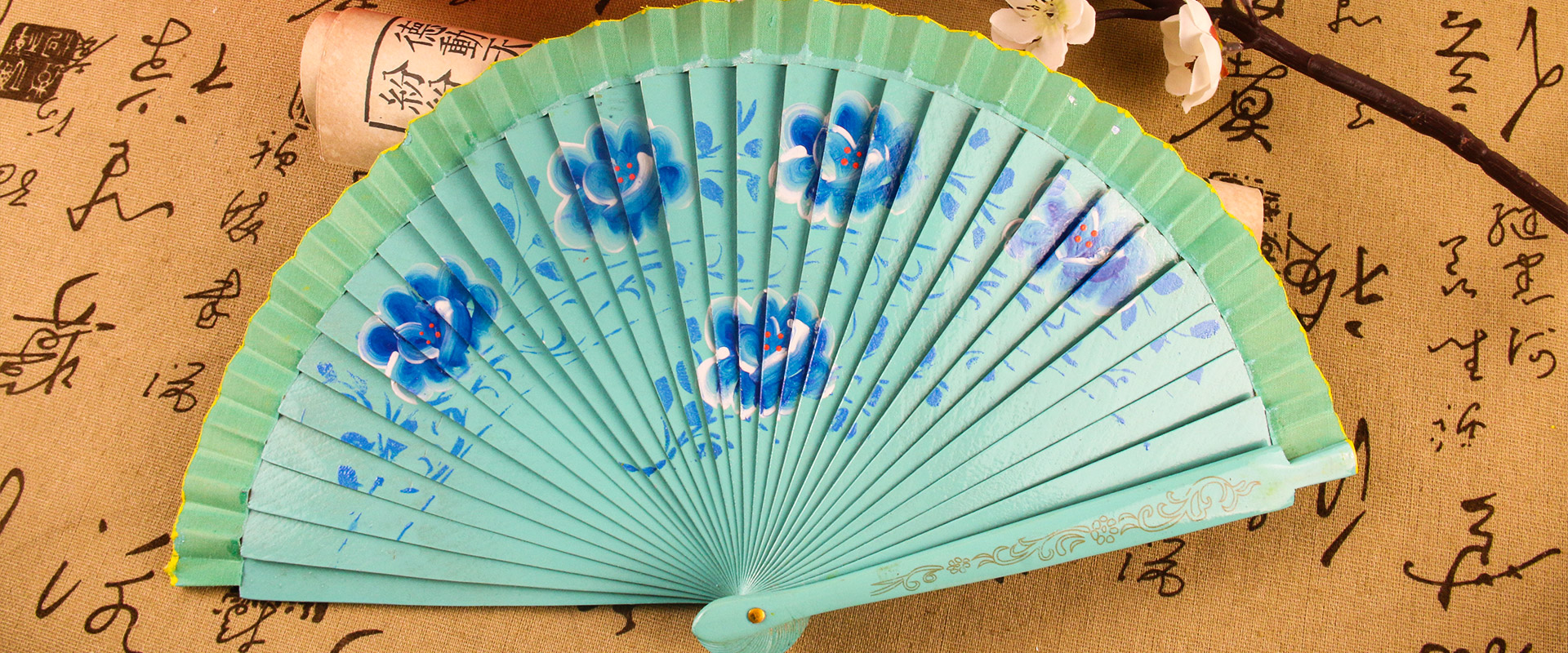 Spanish Double Sided Cyan Five Print Hand Fan
