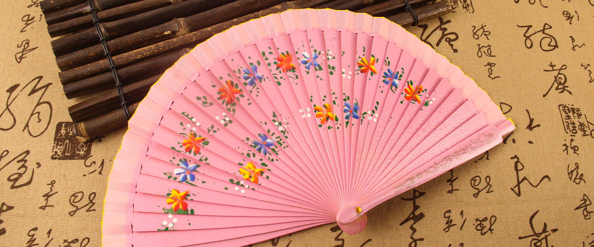 Spanish Double Sided Pale Pink Neat Peach Blossom Hand Fan