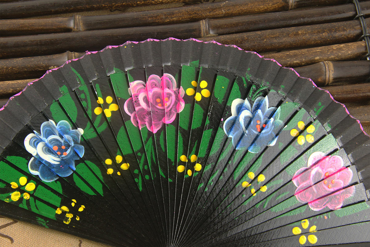 Black Hand Painted Chinese Multicolor Rosa Multiflora Spanish Wood Fan (4)