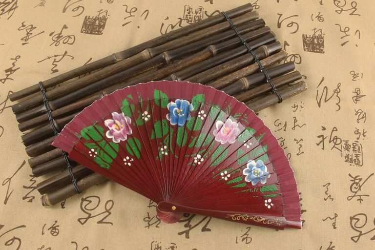 Red Brown Chinese Hand Painted Multicolor Rosa Multiflora Fan (1)