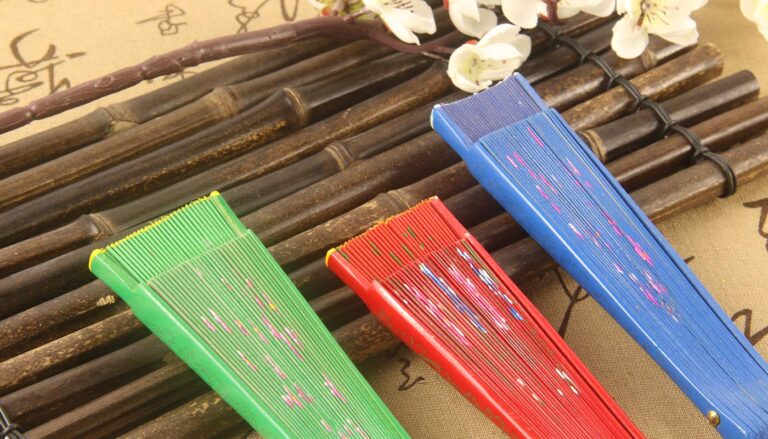 Wooden Fan (12)