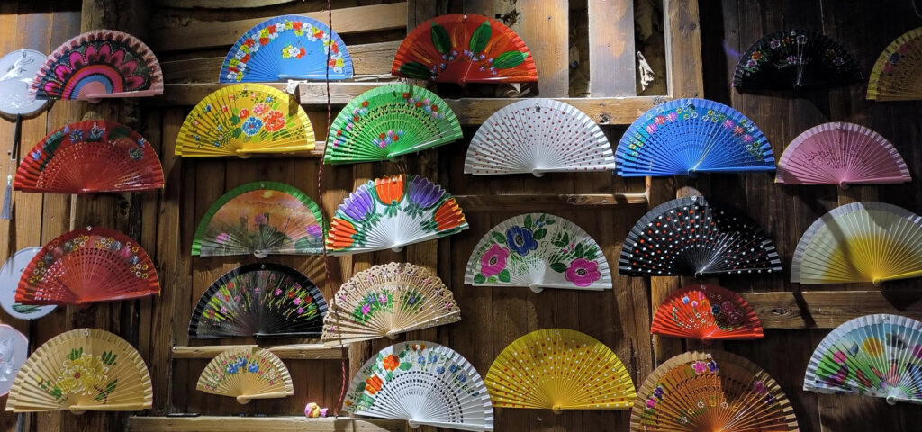 Various Forms of Painting Fan 26 Fan Craftsmanship